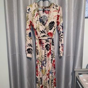 Beige floral long sleeve maxi dress